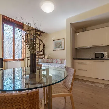 Apartamento Marignoli Charming Flat Roma