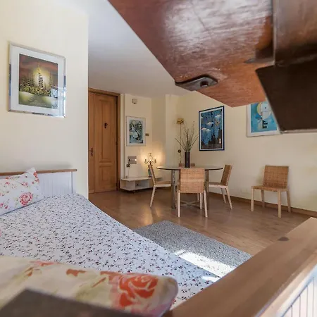 Marignoli Charming Flat روما