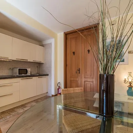 Marignoli Charming Flat 아파트 *