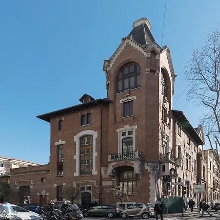 Marignoli Charming Flat شقة *